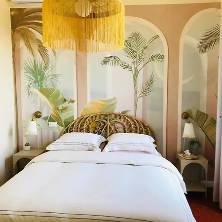 Hey Cherie ! De Luxe Jacuzzi Sea View Bed & Breakfast Sanremo